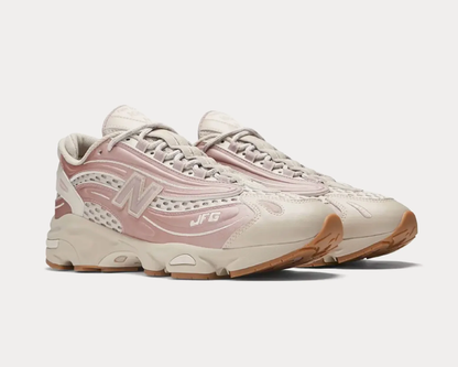 NB 1000 Joe Freshgoods Pink Mink